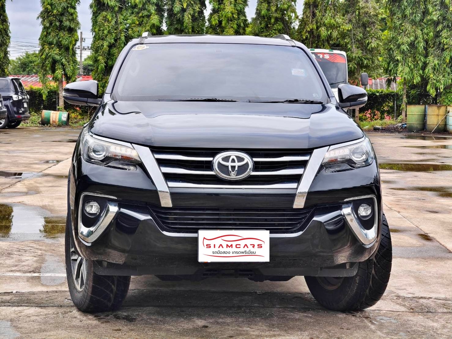 Toyota Fortuner 2.4 V SUV AT 2019