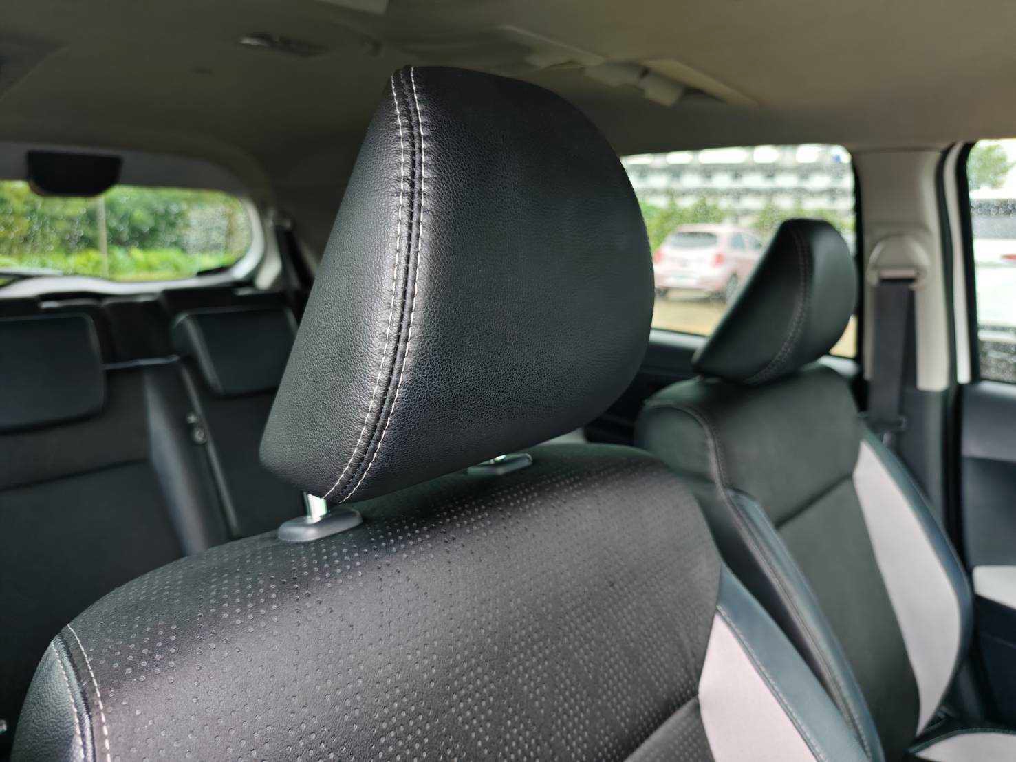 Toyota Veloz 1.5 Premium Smart SUV AT 2023