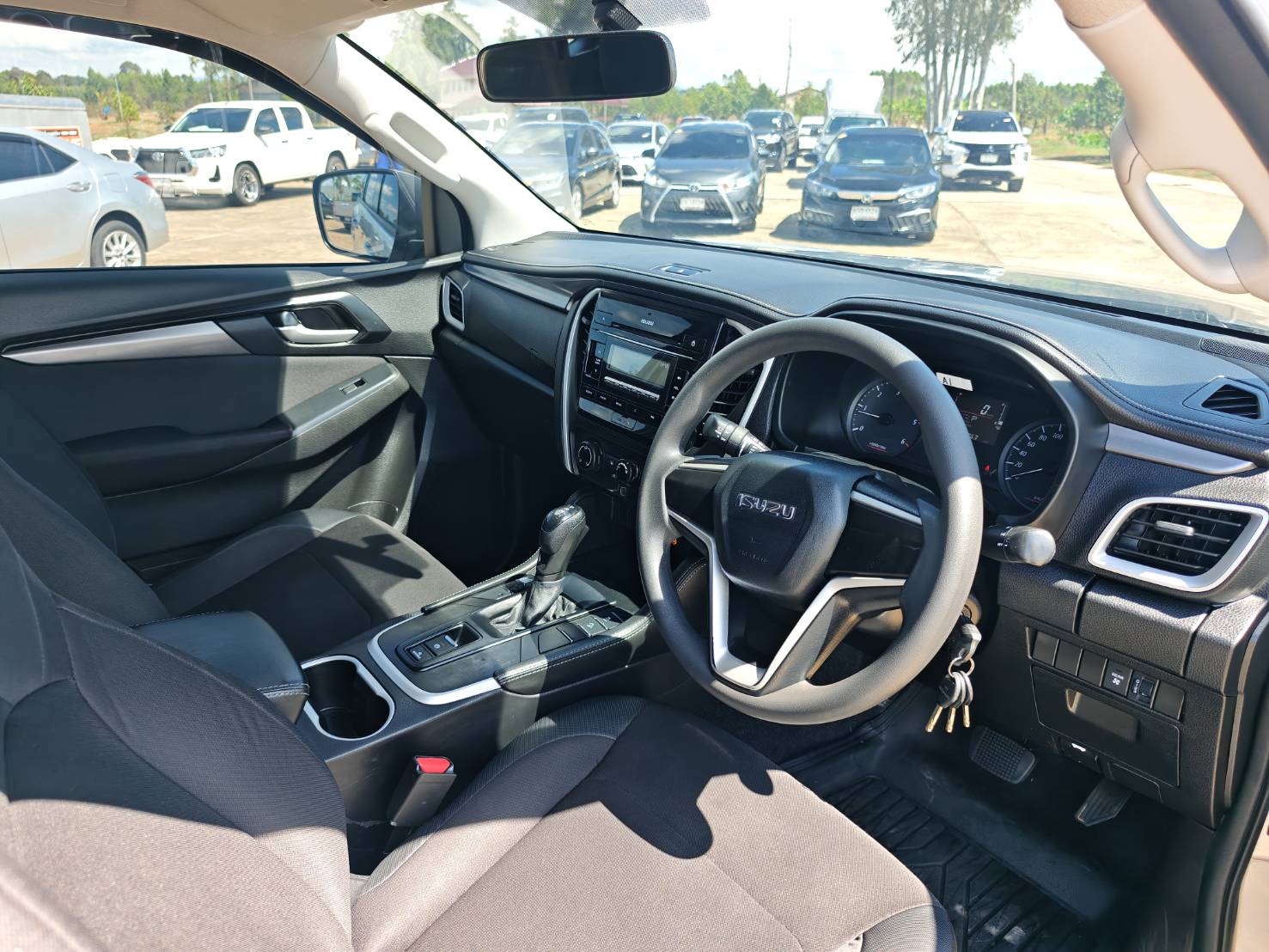 ISUZU MU-X 1.9 Active 2WD SUV AT 2021