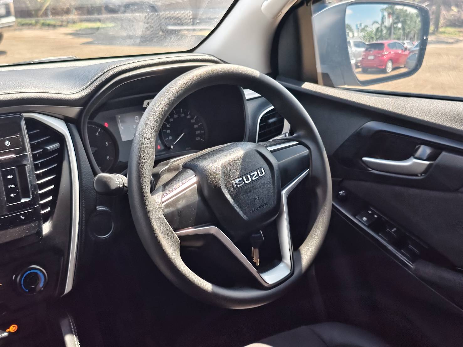 ISUZU MU-X 1.9 Active 2WD SUV AT 2021