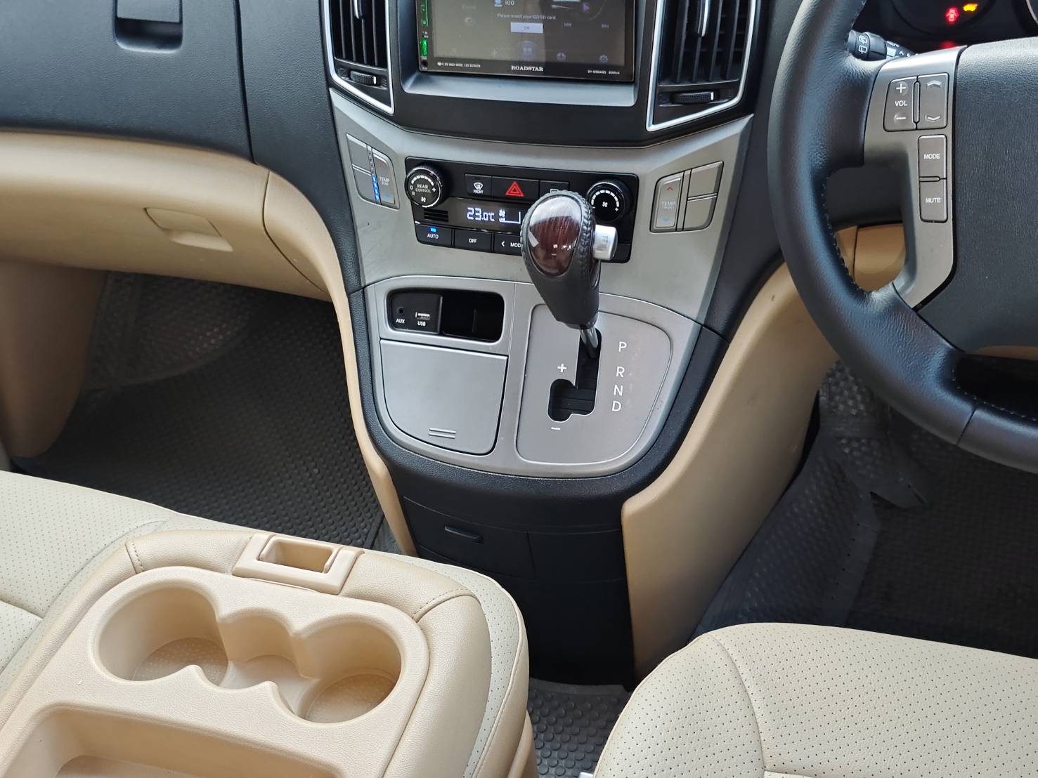 Hyundai H-1 2.5 Elite MPV AT 2018