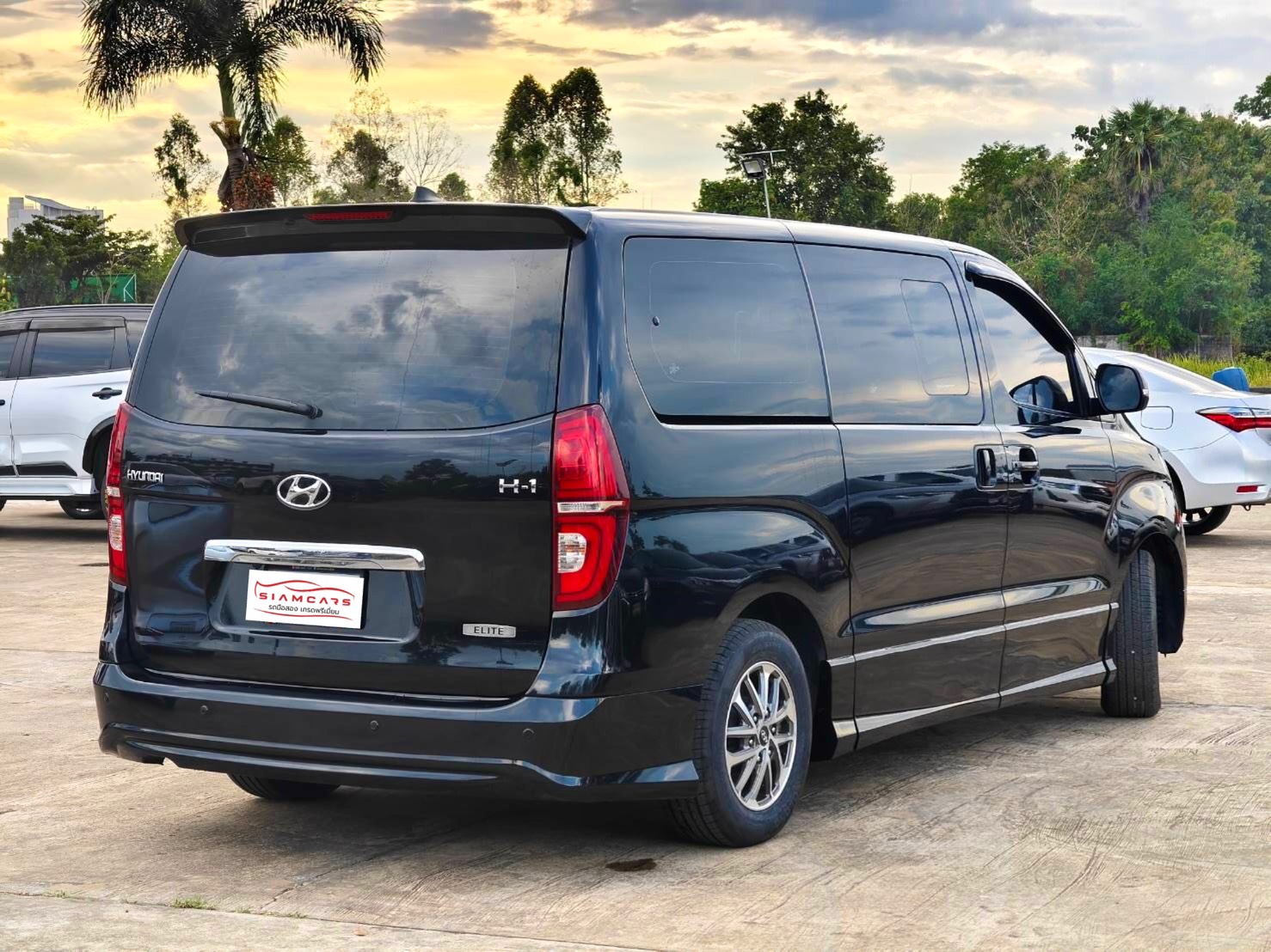 Hyundai H-1 2.5 Elite MPV AT 2018