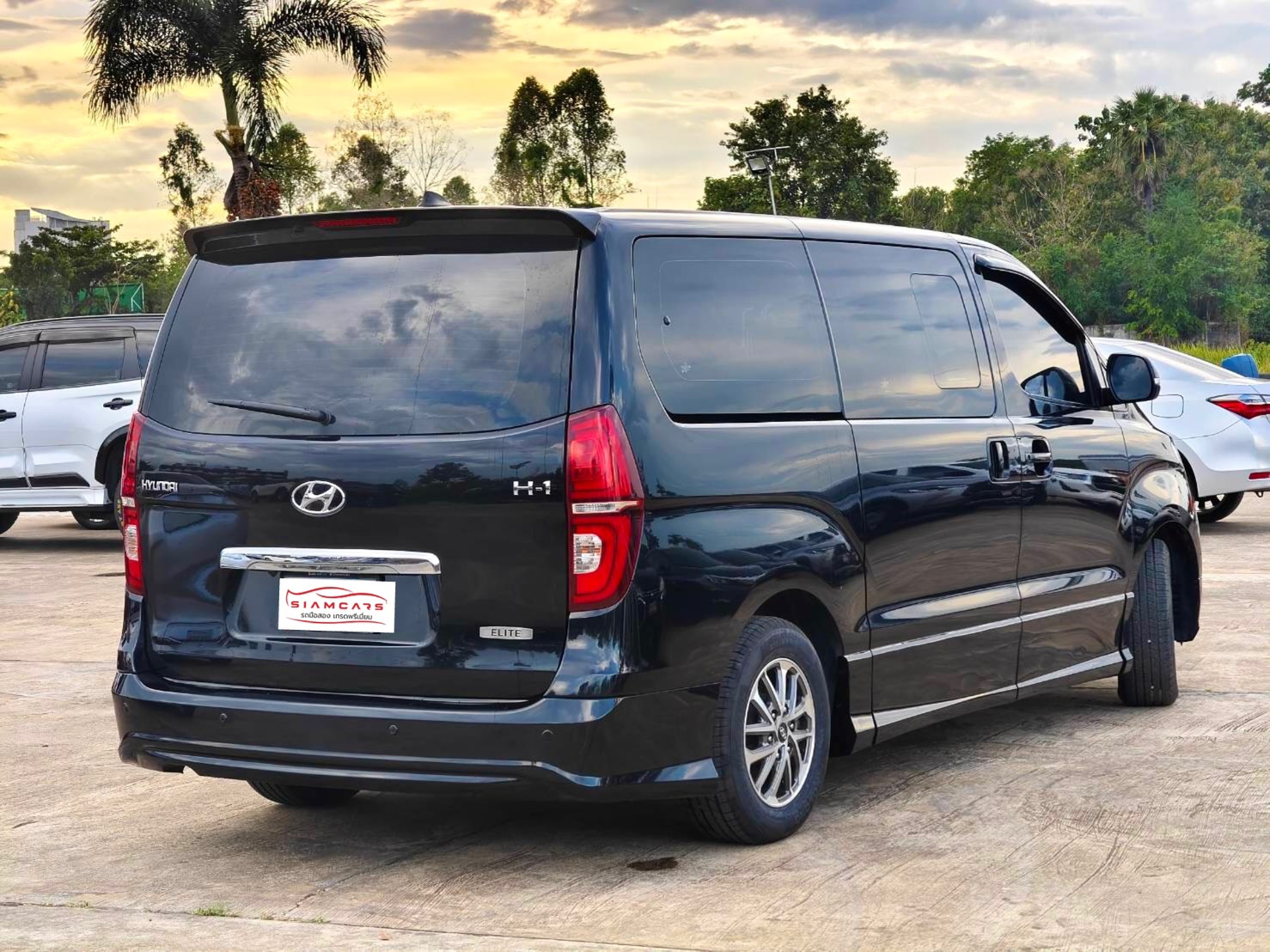 Hyundai H-1 2.5 Elite MPV AT 2018