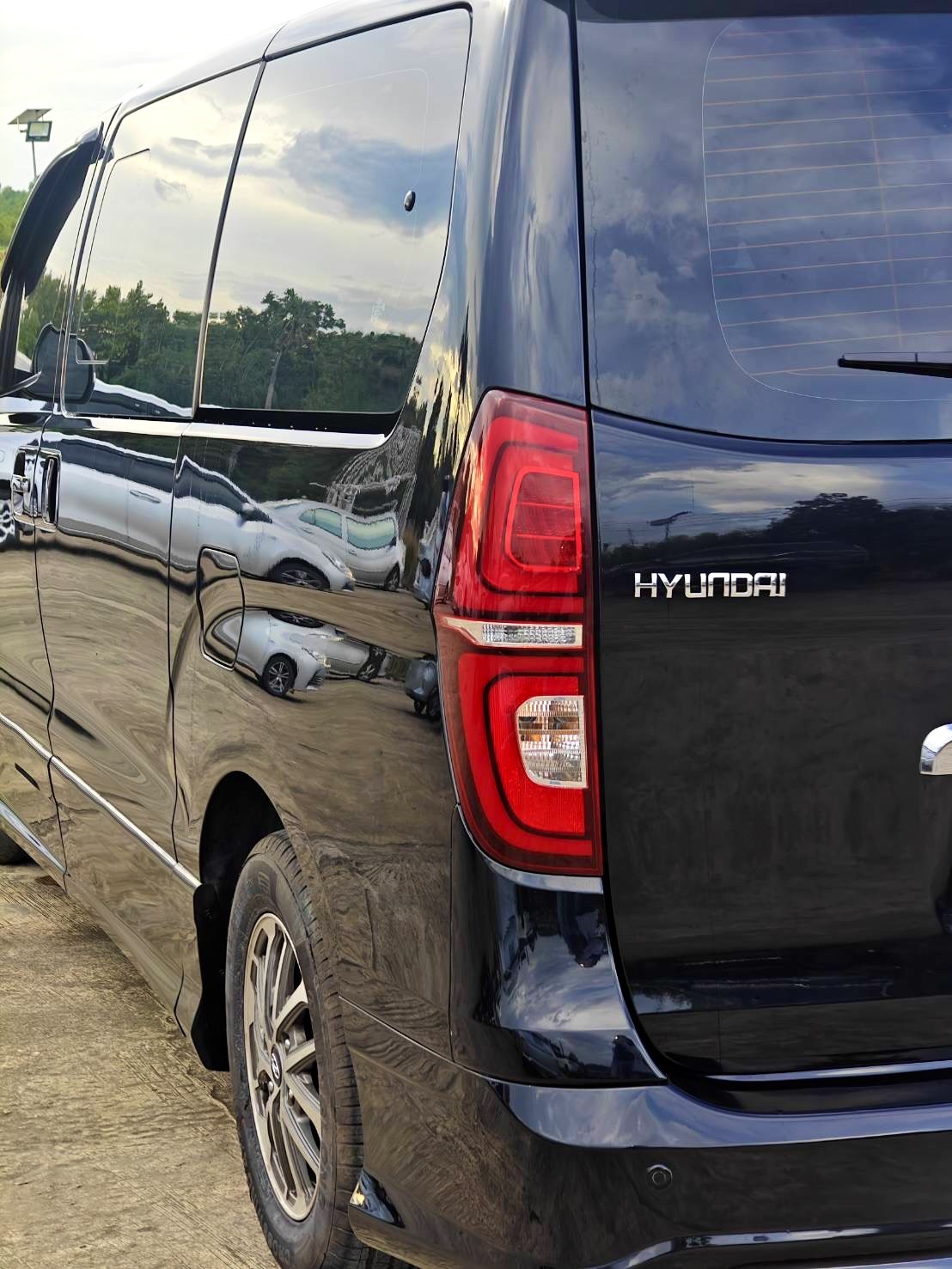 Hyundai H-1 2.5 Elite MPV AT 2018