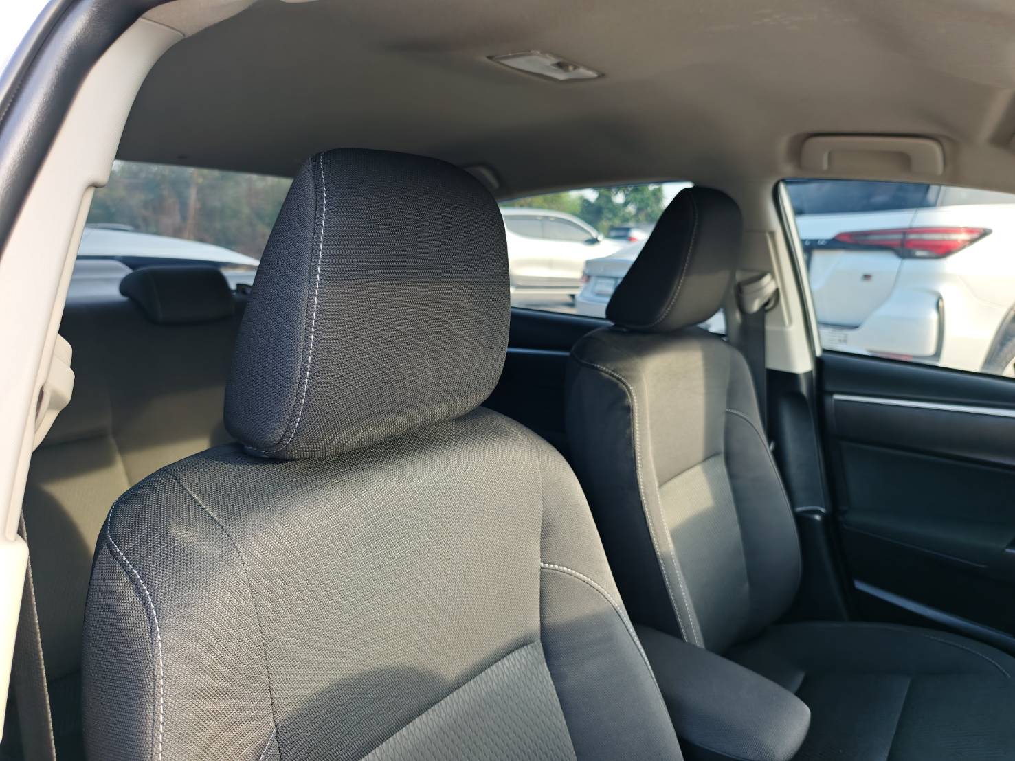 Toyota Corolla Altis 1.8 E AT 2018