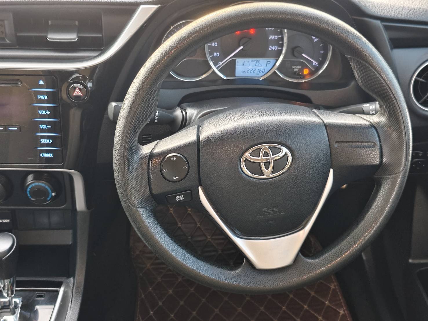 Toyota Corolla Altis 1.8 E AT 2018
