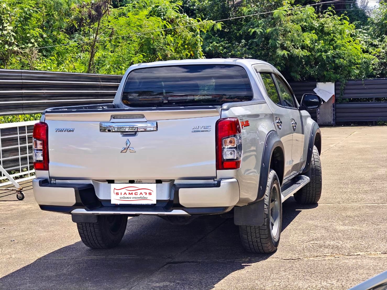 Mitsubishi Triton All New Double Cab 2.4 GLS Plus MT 2020