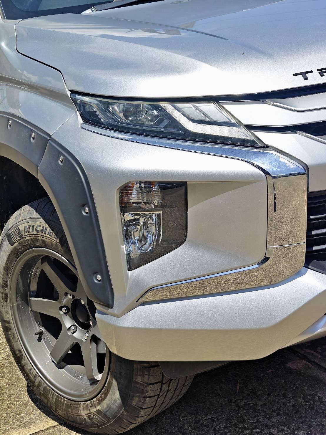 Mitsubishi Triton All New Double Cab 2.4 GLS Plus MT 2020