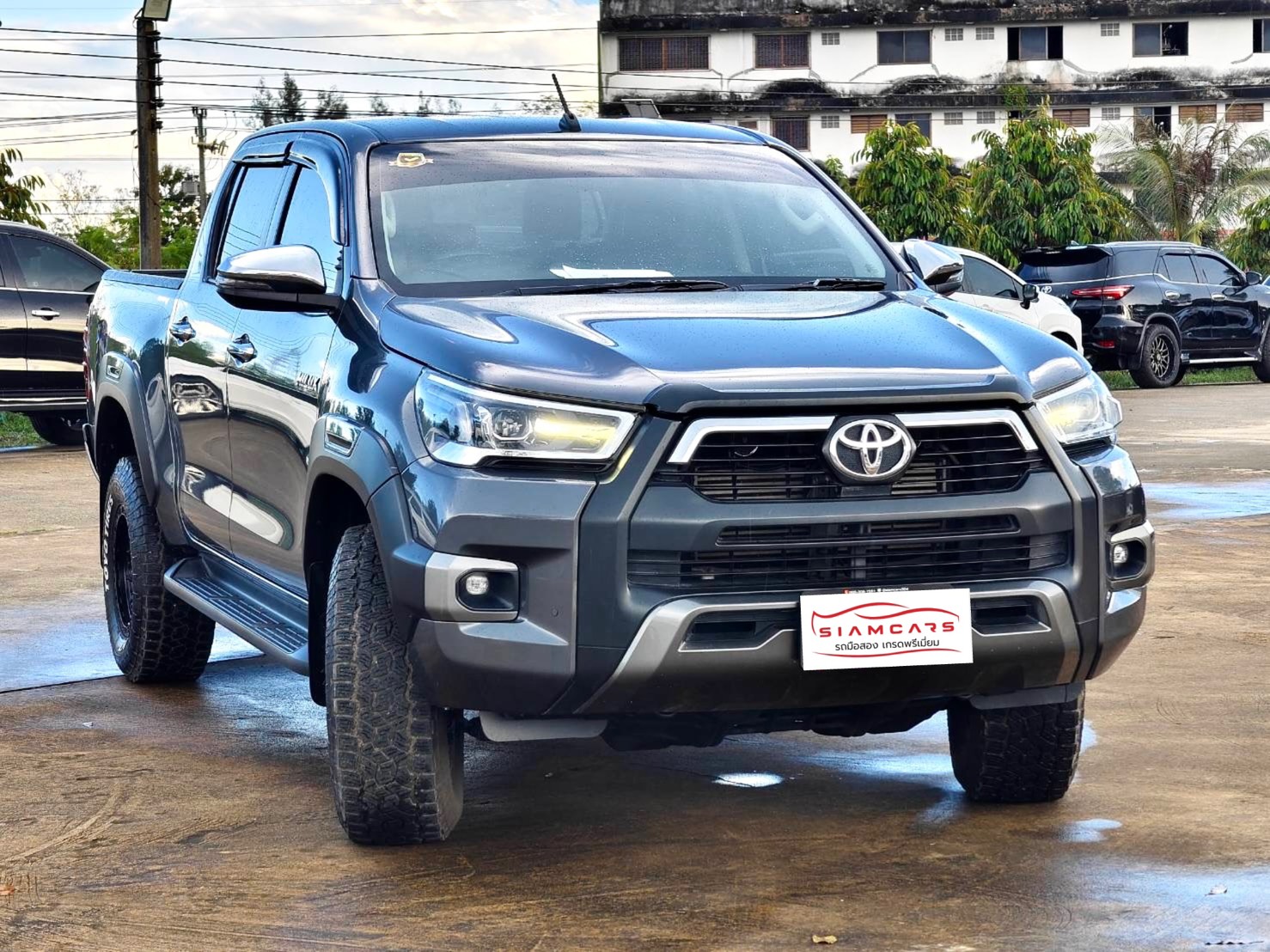 Toyota Hilux Revo Double Cab 2.4 Mid Prerunner AT 2023