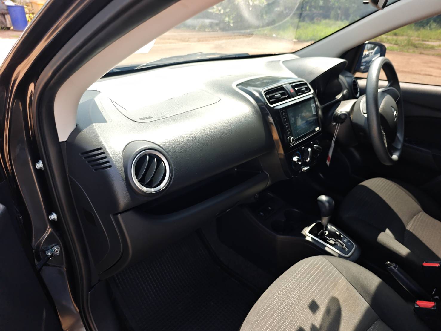 Mitsubishi Attrage 1.2 Active Dynamic Shield Sedan AT 2024