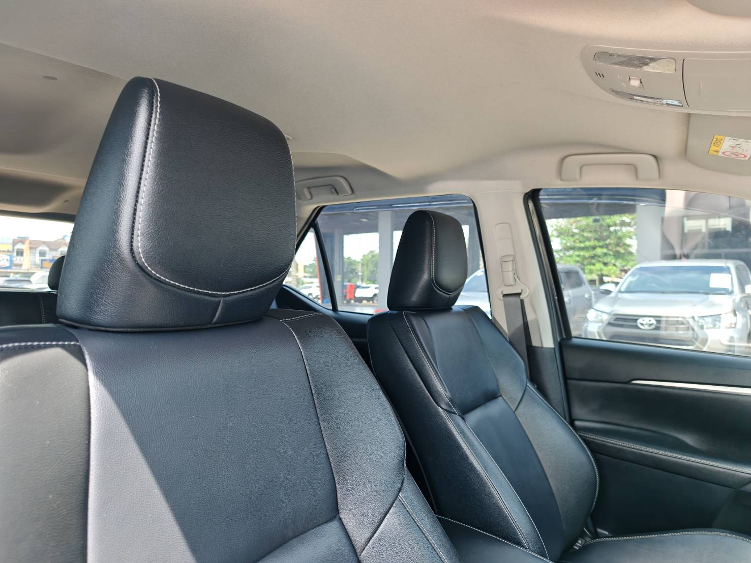 Toyota Fortuner 2.4 G SUV AT 2022