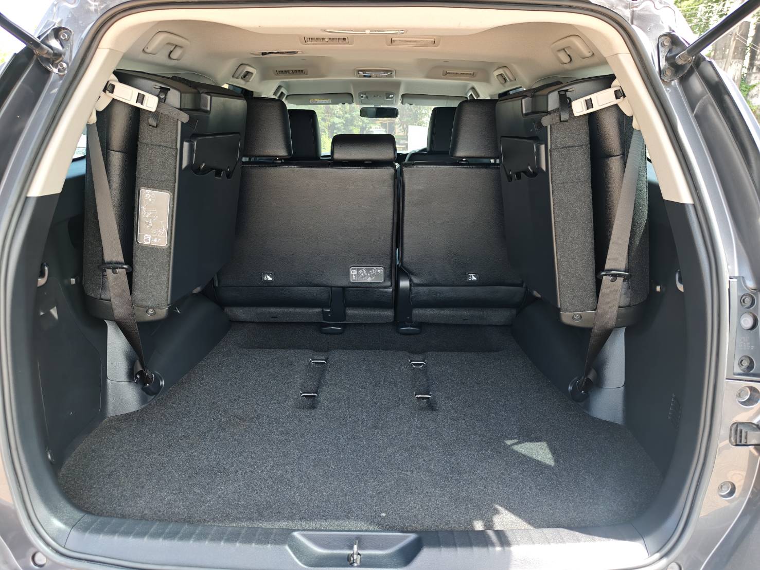Toyota Fortuner 2.4 G SUV AT 2022