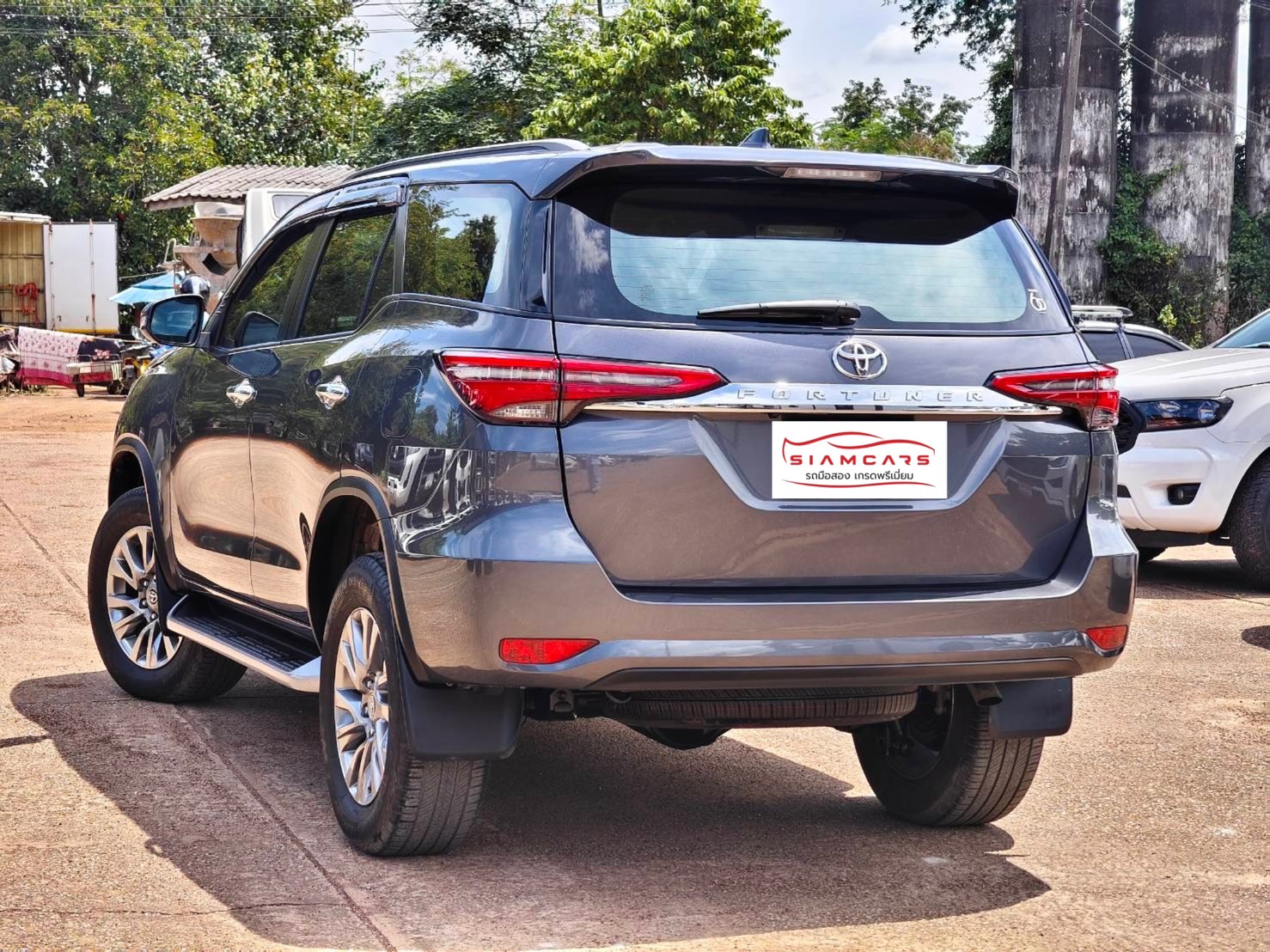 Toyota Fortuner 2.4 G SUV AT 2022