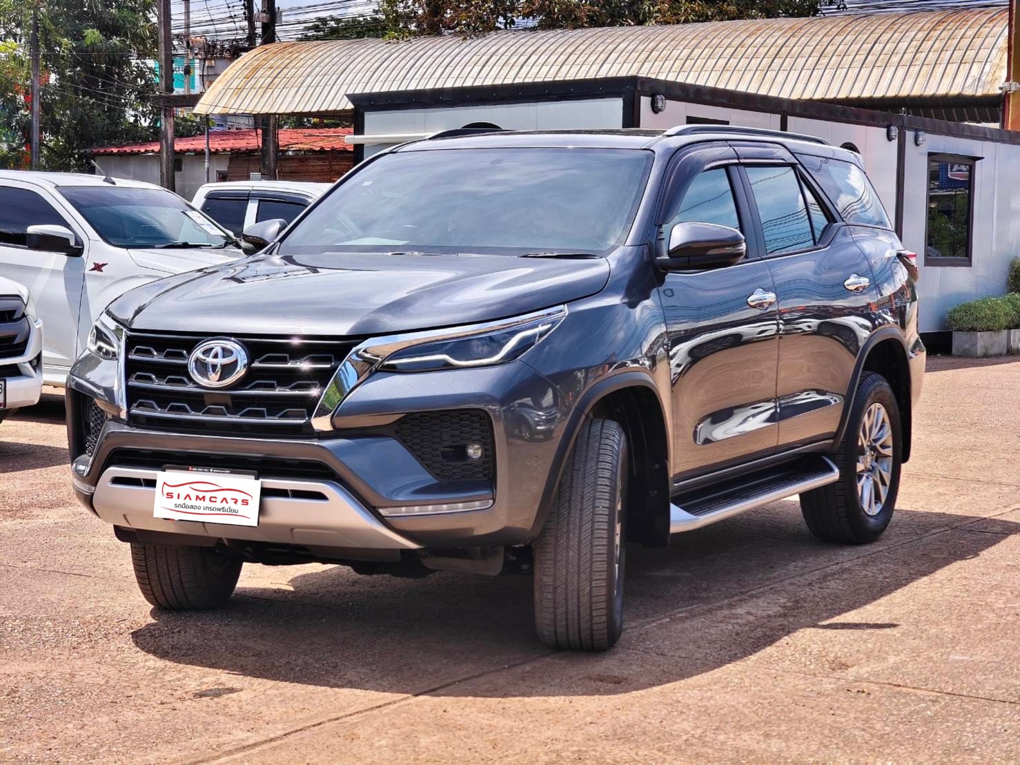 Toyota Fortuner 2.4 G SUV AT 2022