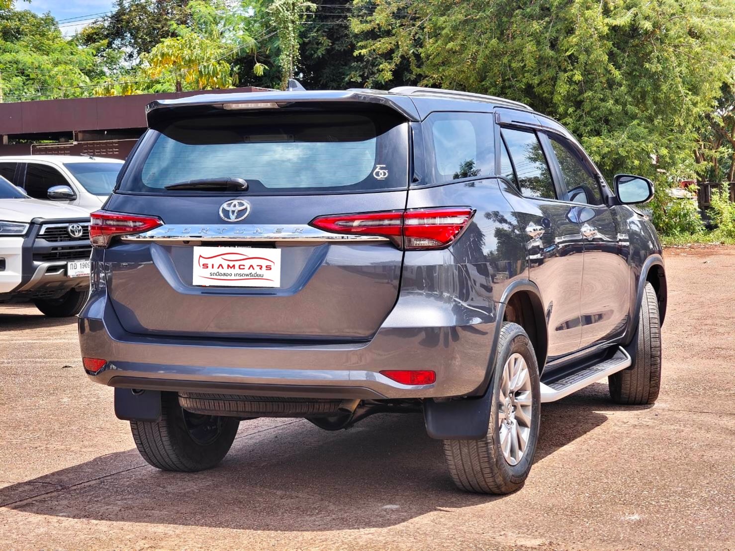 Toyota Fortuner 2.4 G SUV AT 2022