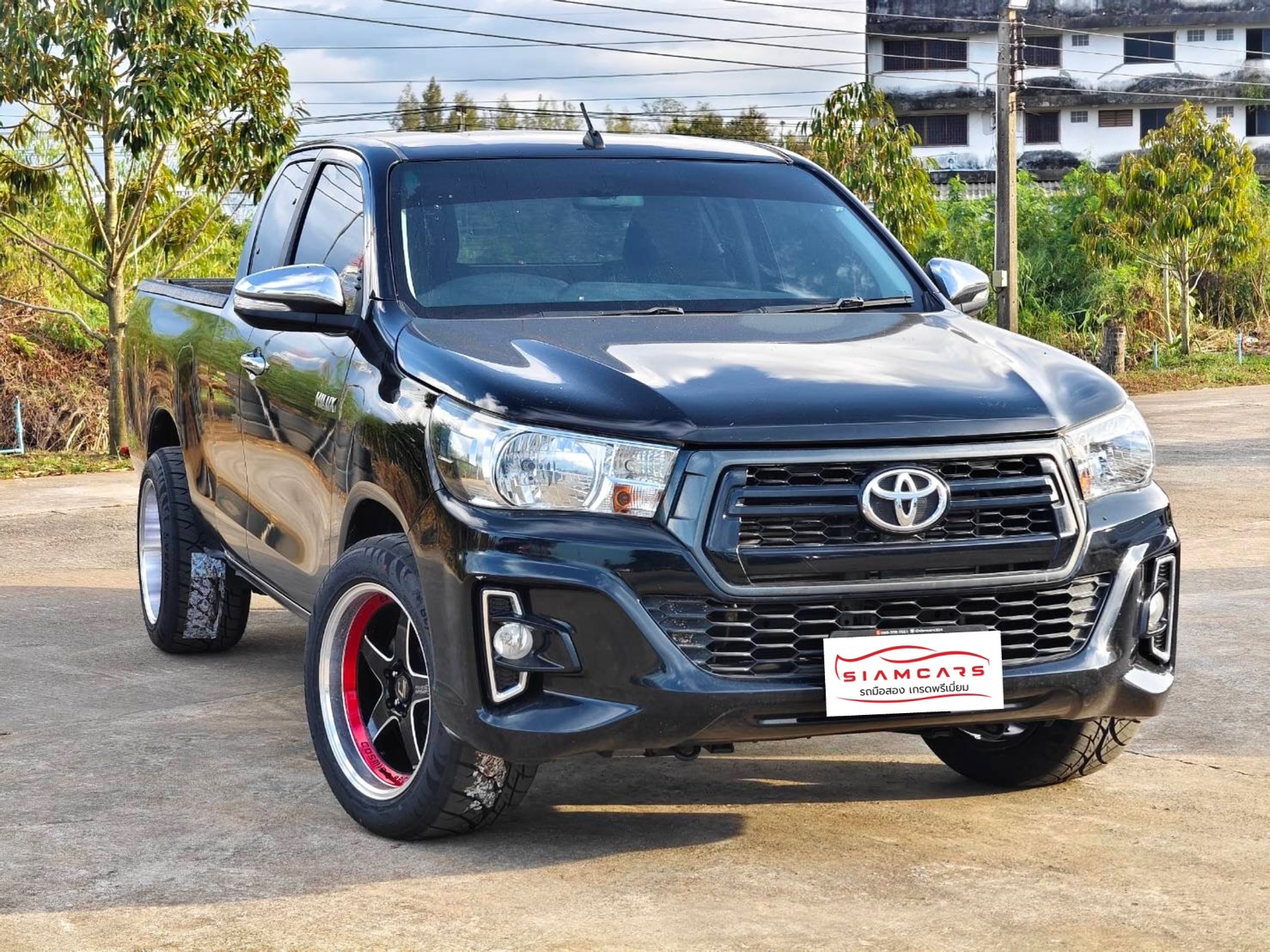 Toyota Hilux Revo Smart Cab 2.4 J Plus MT 2017