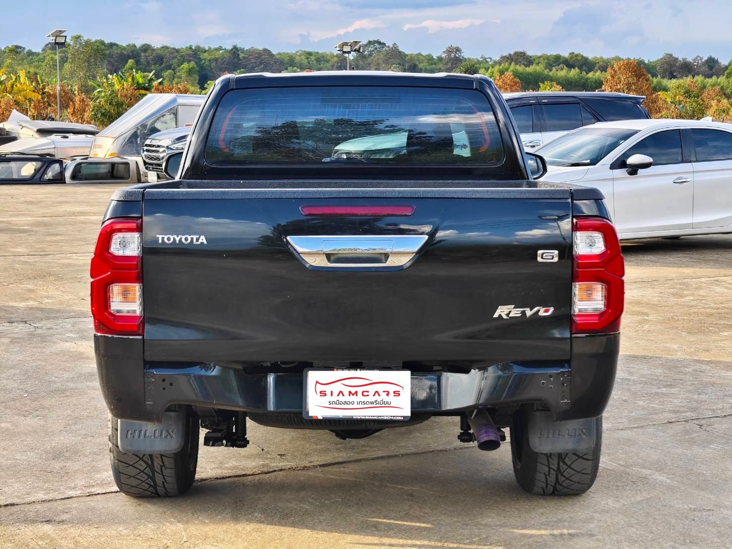 Toyota Hilux Revo Smart Cab 2.4 J Plus MT 2017