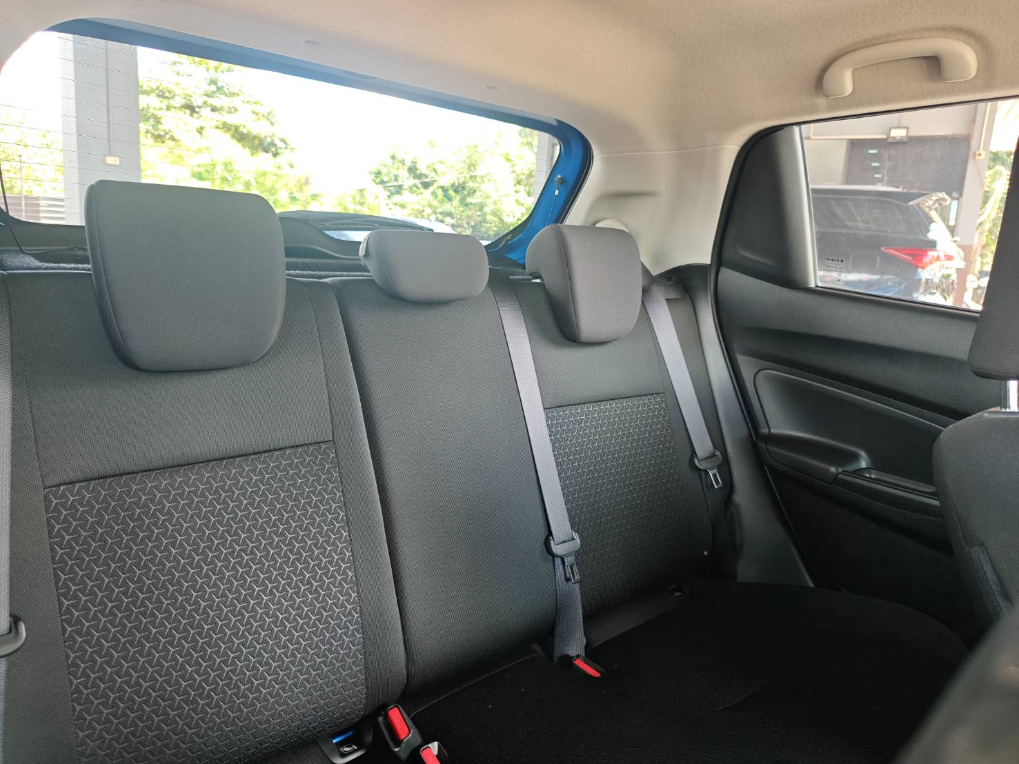 Suzuki Swift 1.2 GXL Hatchback AT 2019