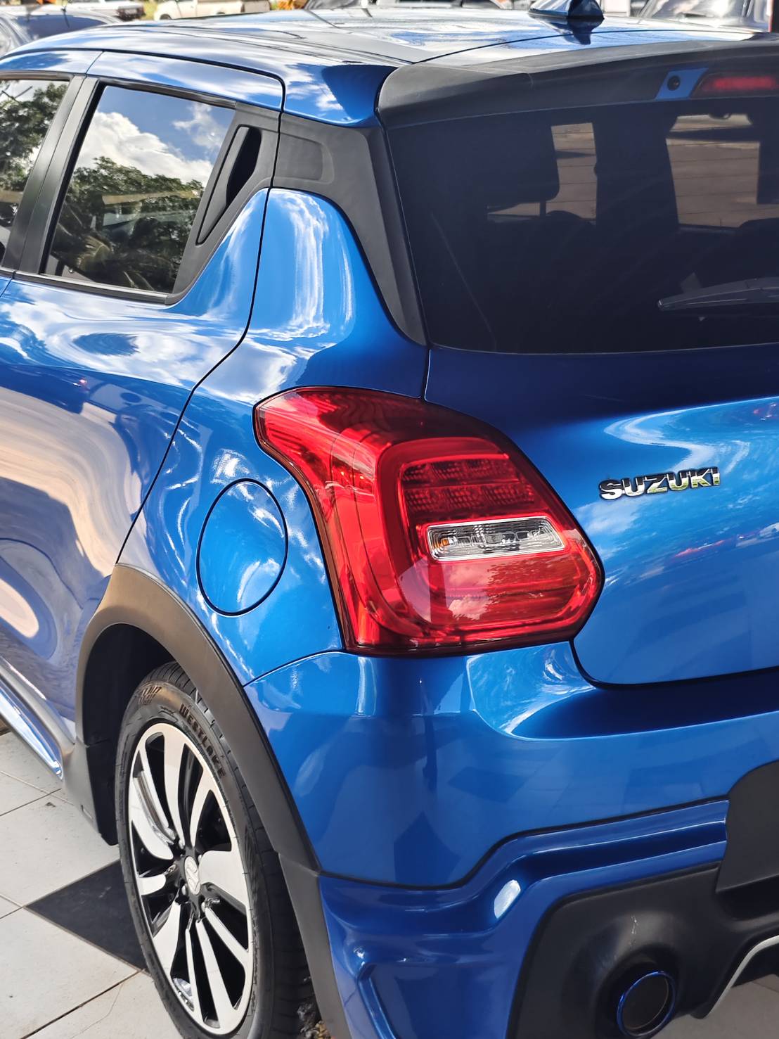 Suzuki Swift 1.2 GXL Hatchback AT 2019