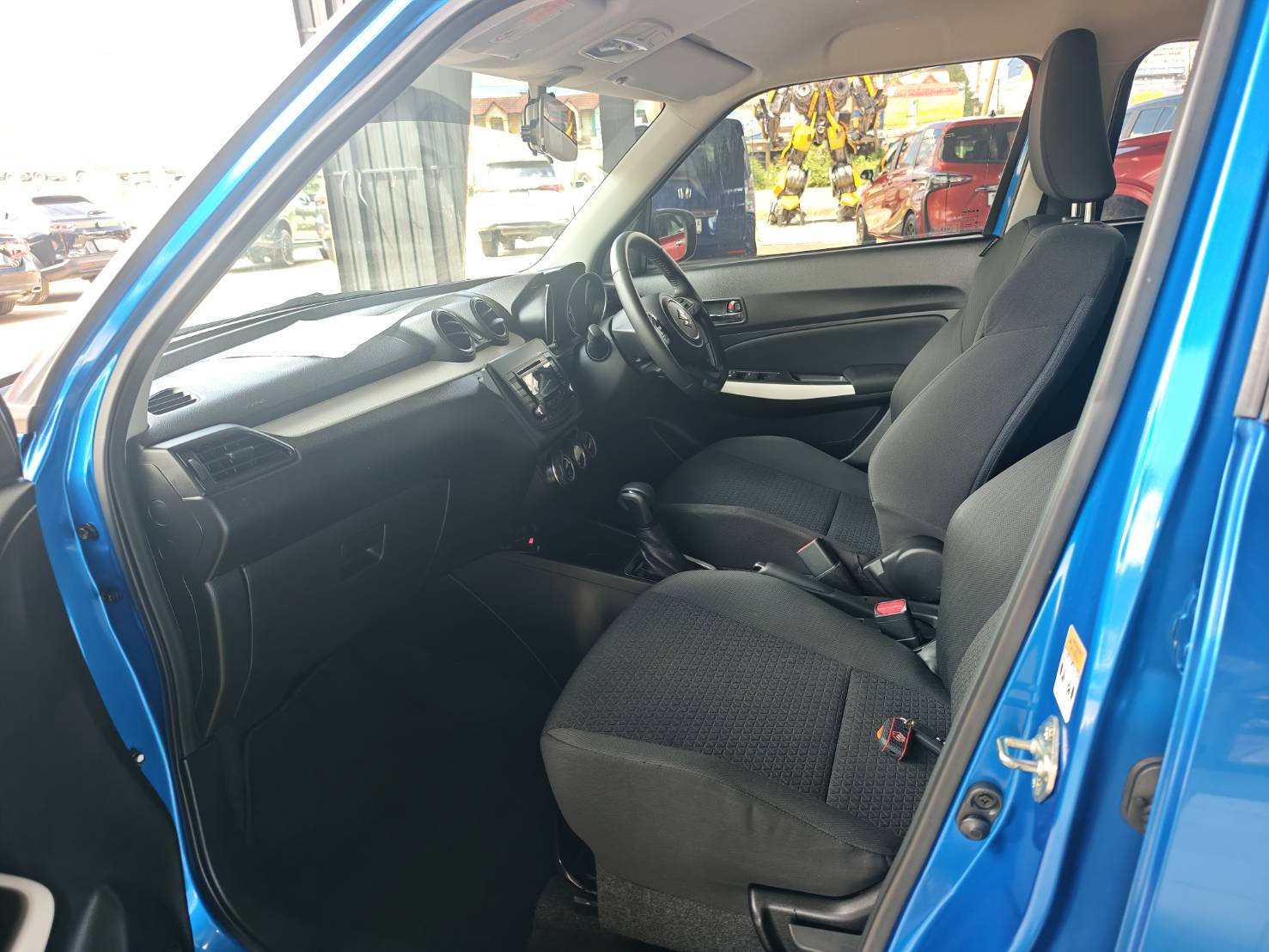 Suzuki Swift 1.2 GXL Hatchback AT 2019