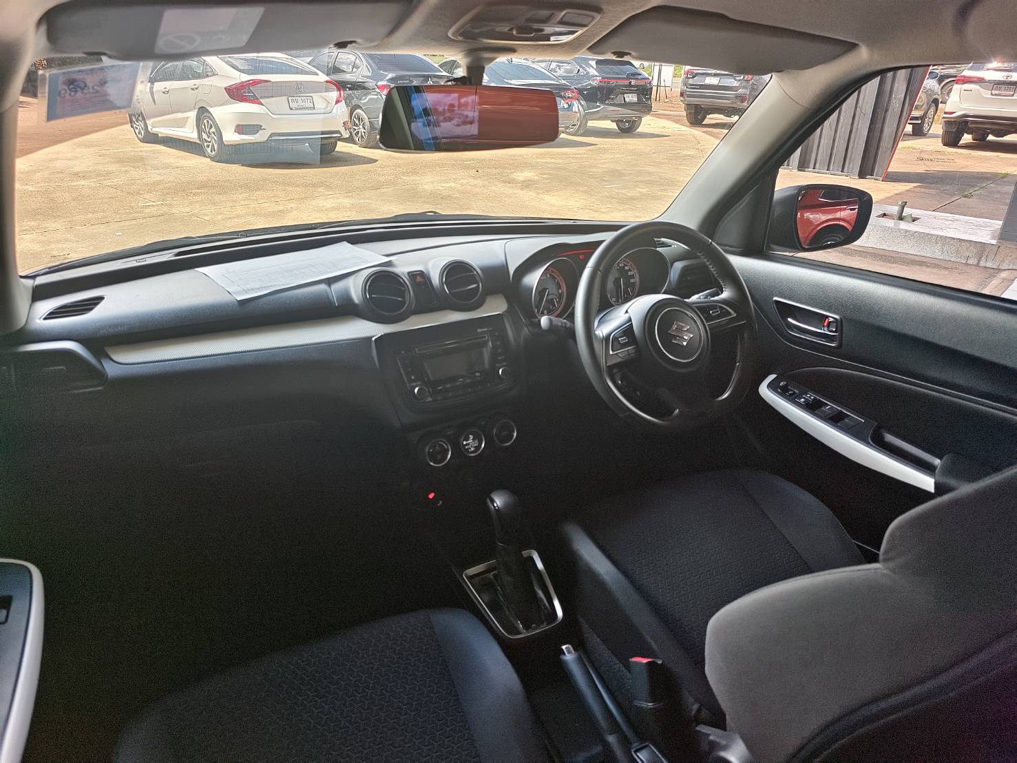Suzuki Swift 1.2 GXL Hatchback AT 2019