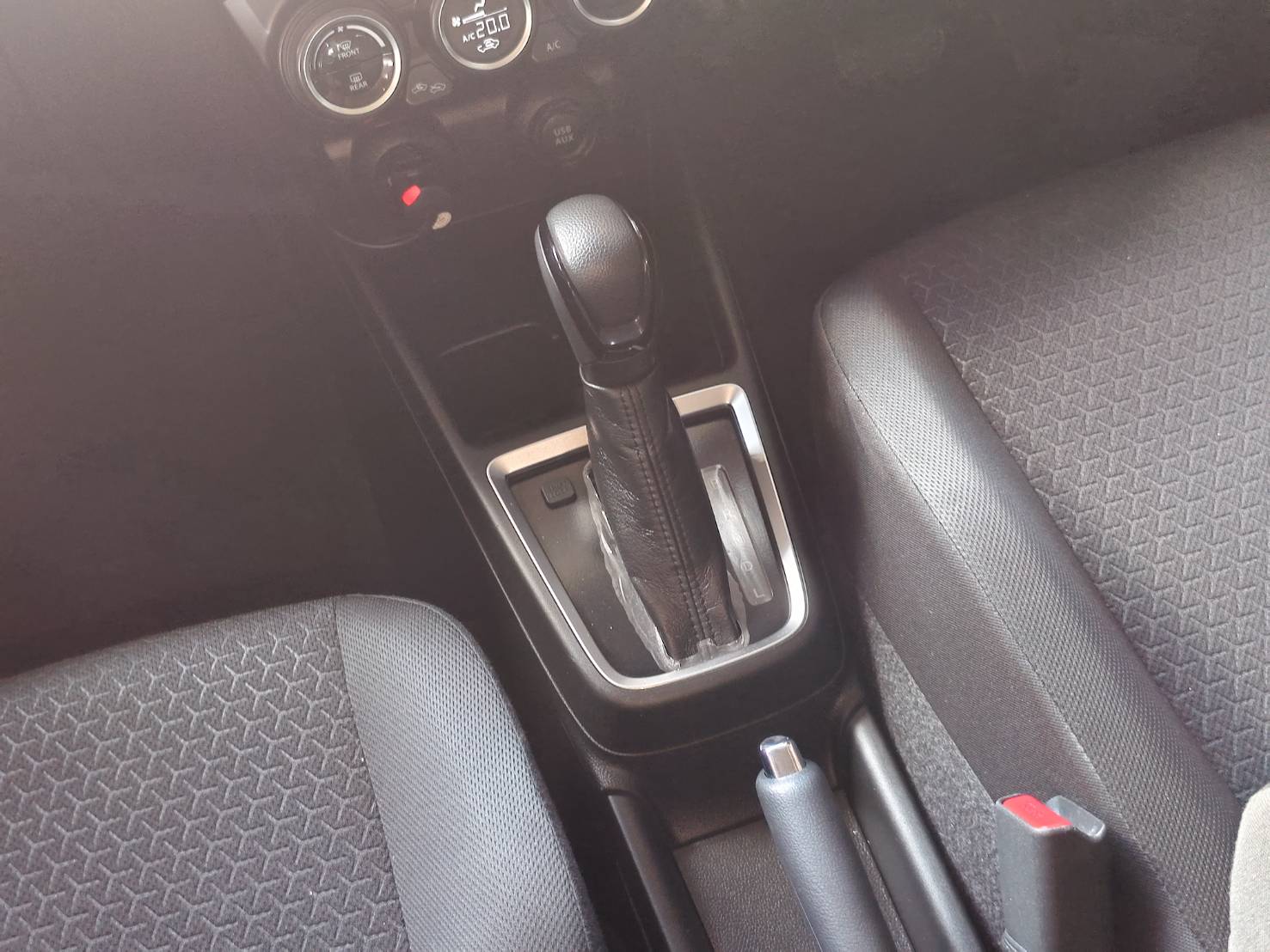 Suzuki Swift 1.2 GXL Hatchback AT 2019