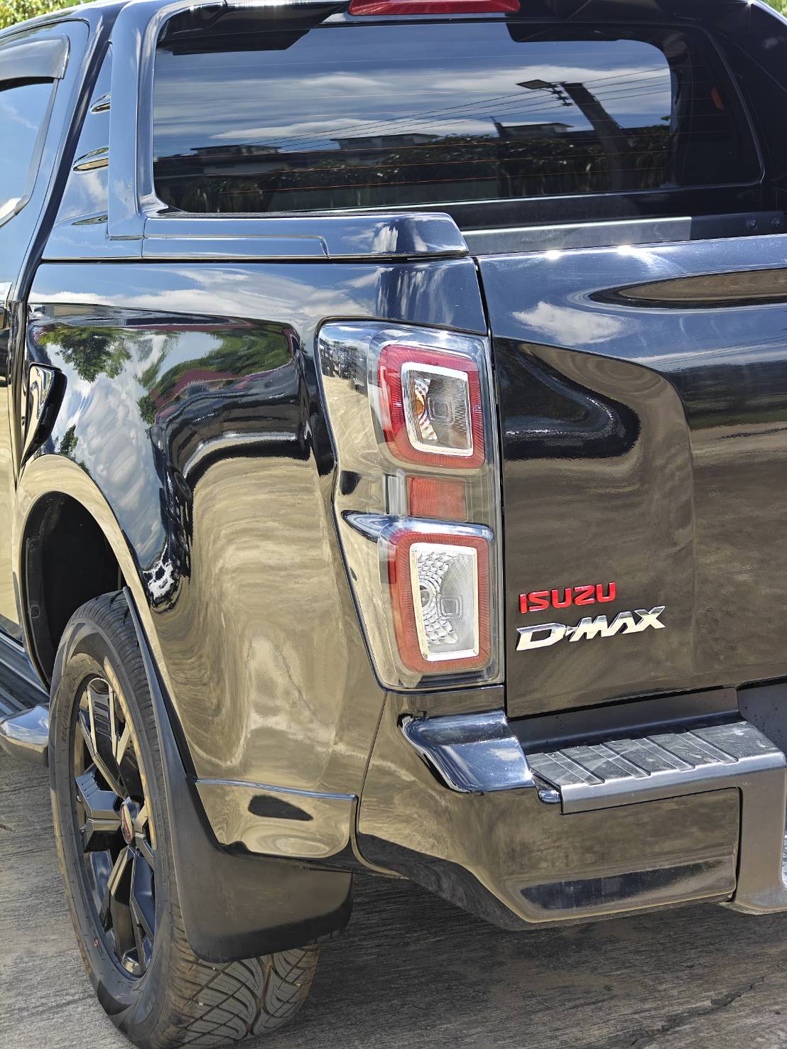 Isuzu D-Max All New Blue Power Cab-4 Hi-Lander 1.9 Ddi X-series AT 2022