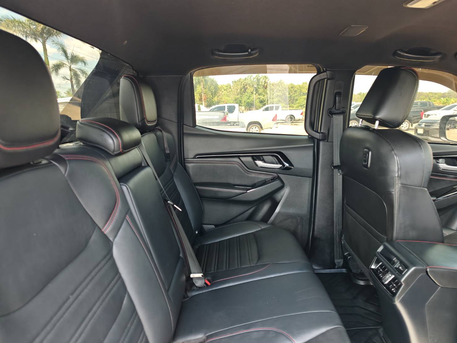 Isuzu D-Max All New Blue Power Cab-4 Hi-Lander 1.9 Ddi X-series AT 2022