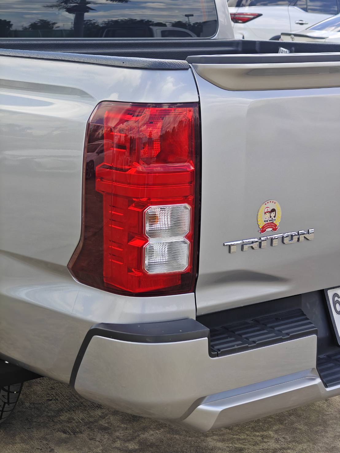 Mitsubishi Triton All New Double Cab 2.4 Plus Pro MT 2024