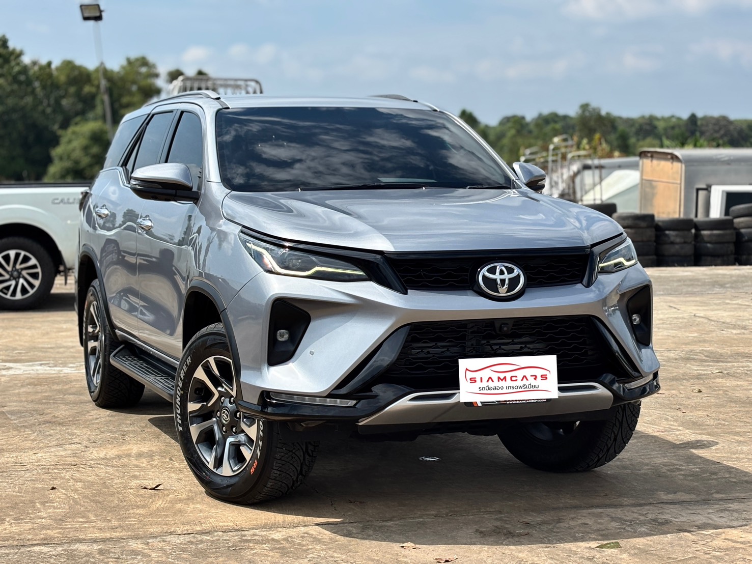 Toyota Fortuner 2.4 Legender V 4WD SUV AT 2022