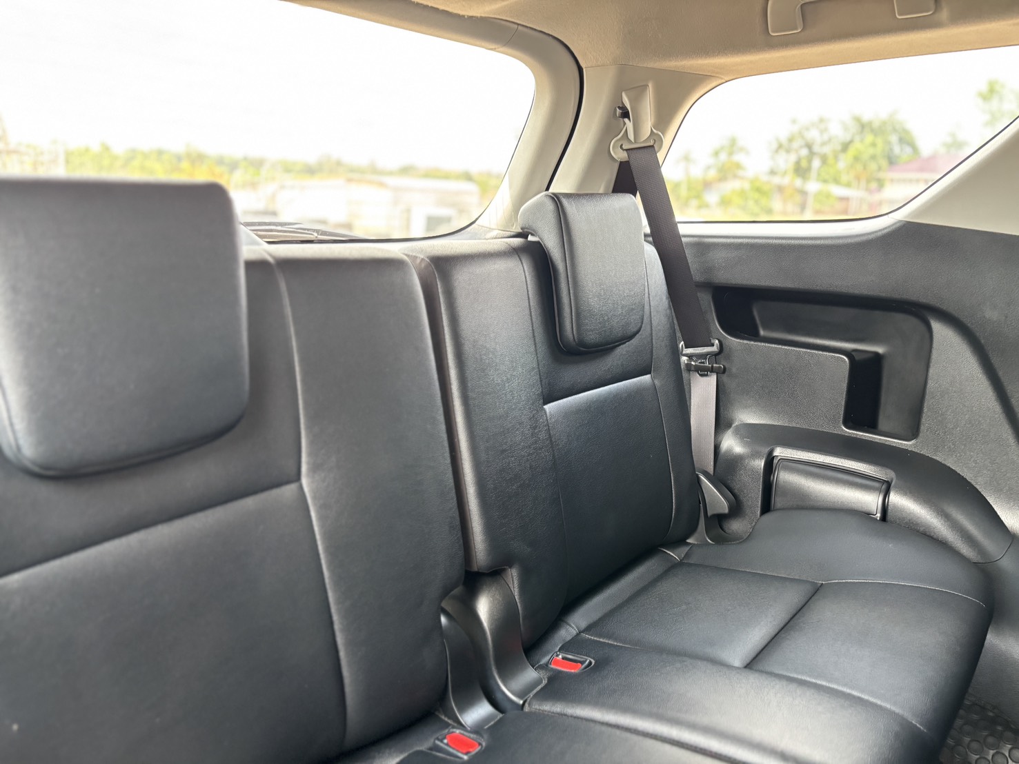 Toyota Fortuner 2.4 Legender V 4WD SUV AT 2022