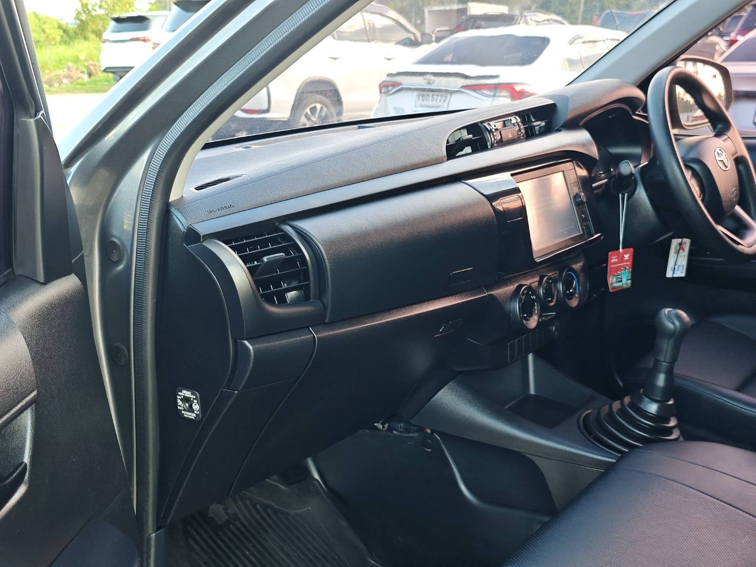 Toyota Hilux Revo 2.4 Entry Z Edition Single Cad MT 2022