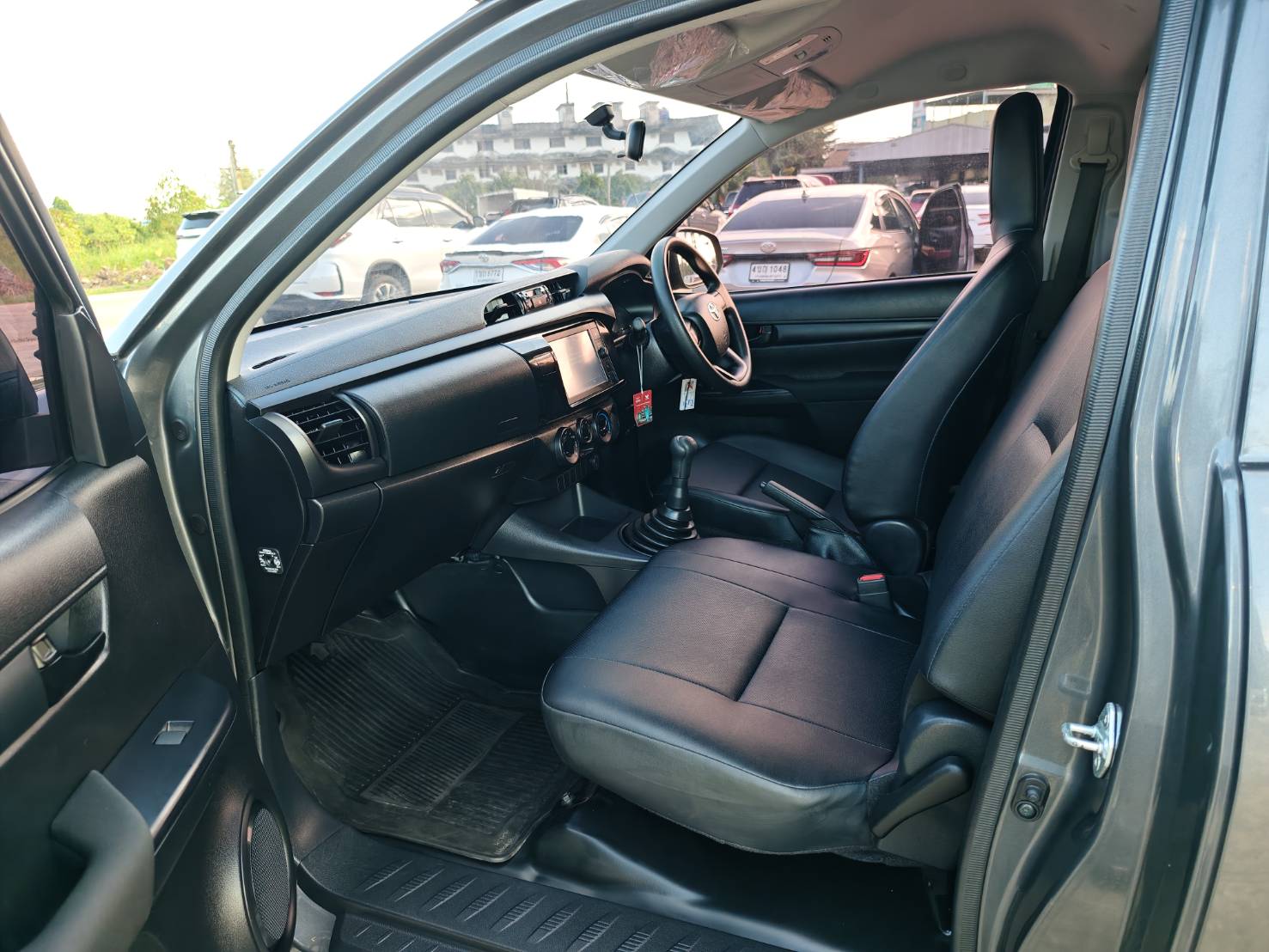 Toyota Hilux Revo 2.4 Entry Z Edition Single Cad MT 2022