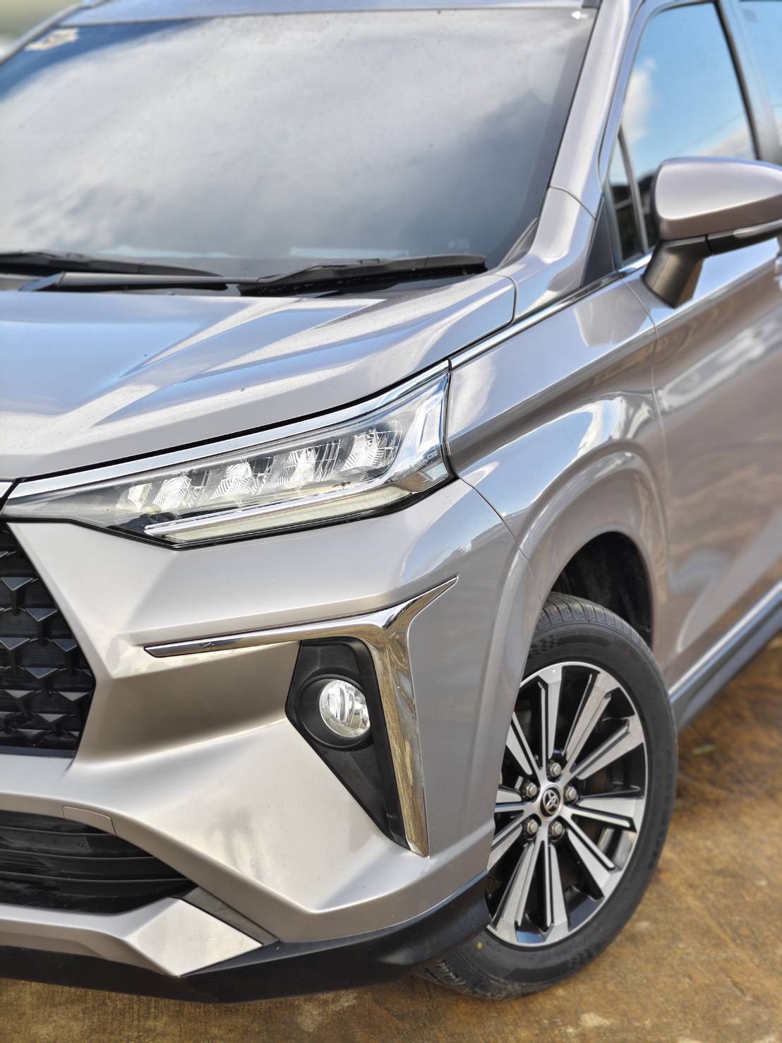 Toyota Veloz 1.5 Smart SUV AT 2023