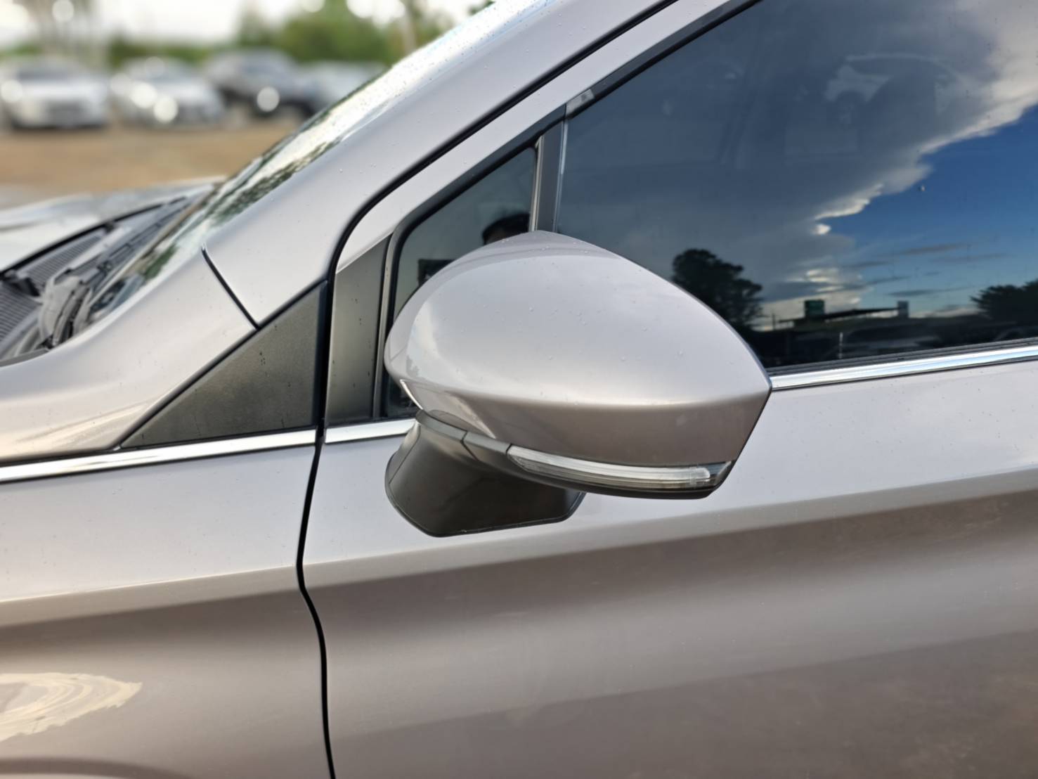 Toyota Veloz 1.5 Smart SUV AT 2023