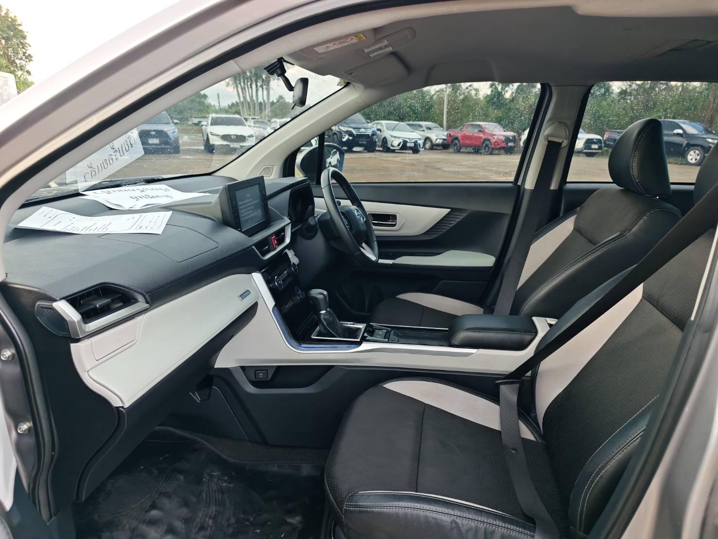 Toyota Veloz 1.5 Smart SUV AT 2023