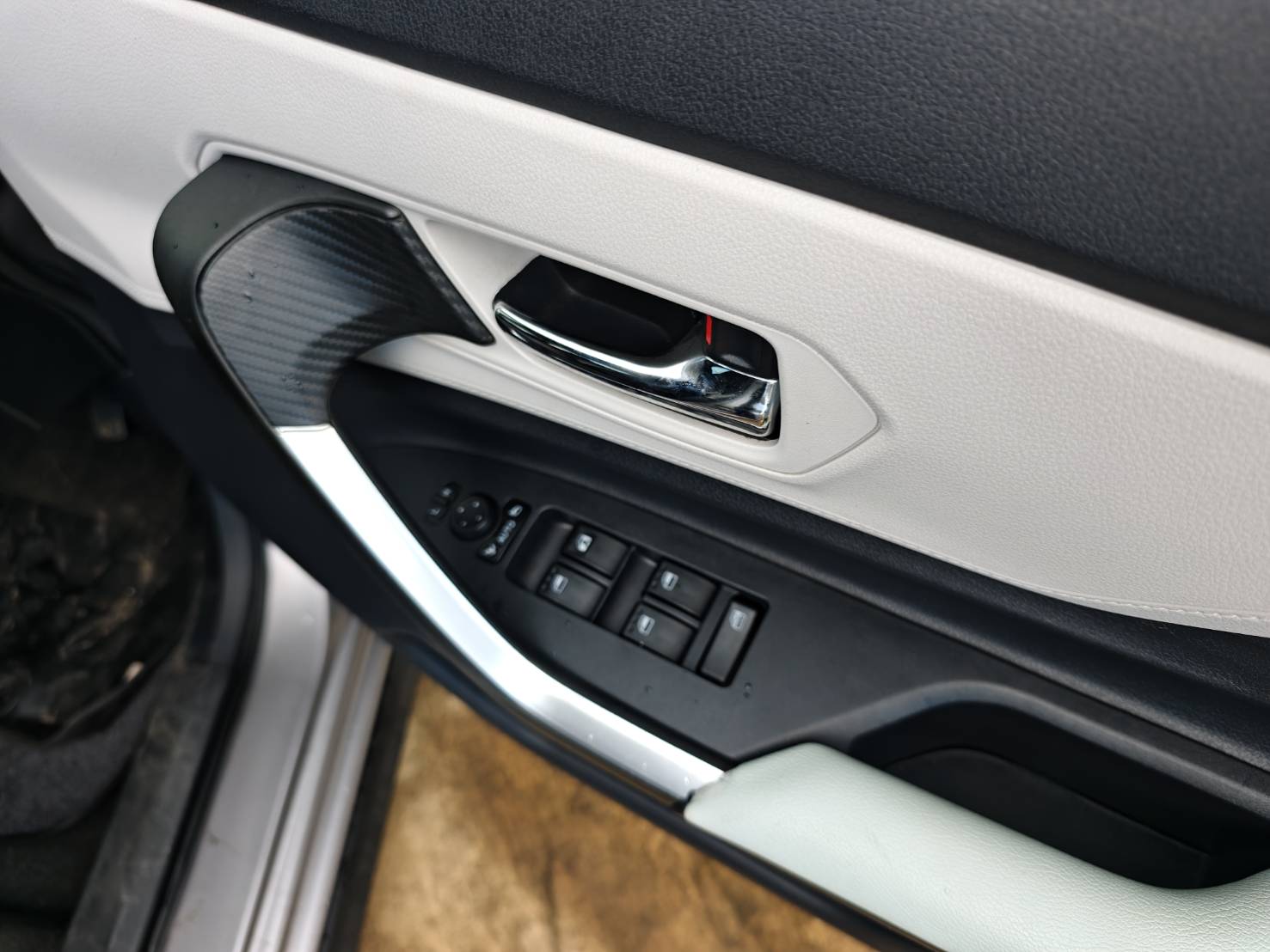 Toyota Veloz 1.5 Smart SUV AT 2023