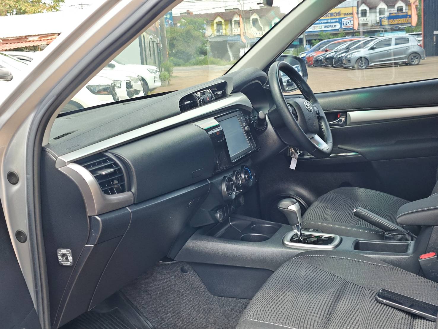 Toyota Hilux Revo Smart Cab 2.4 Mid Z Edition AT 2020
