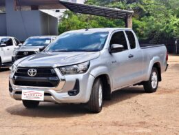 Toyota Hilux Revo Smart Cab 2.4 Mid Z Edition AT 2020