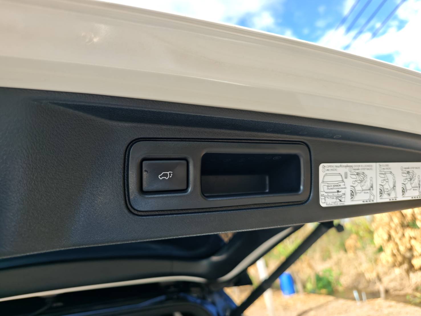Toyota Fortuner 2.4 Legender 4WD SUV AT 2023