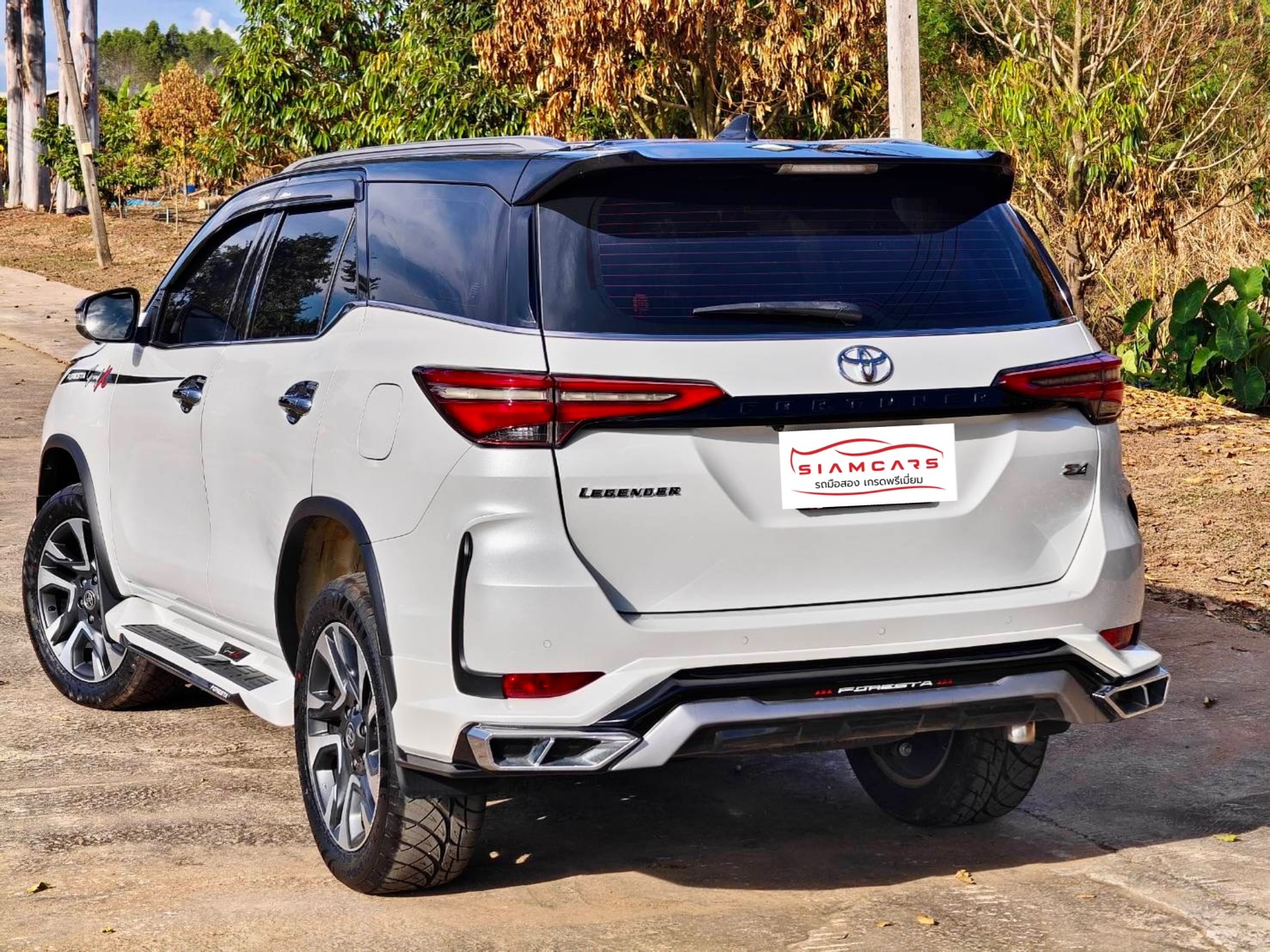 Toyota Fortuner 2.4 Legender 4WD SUV AT 2023