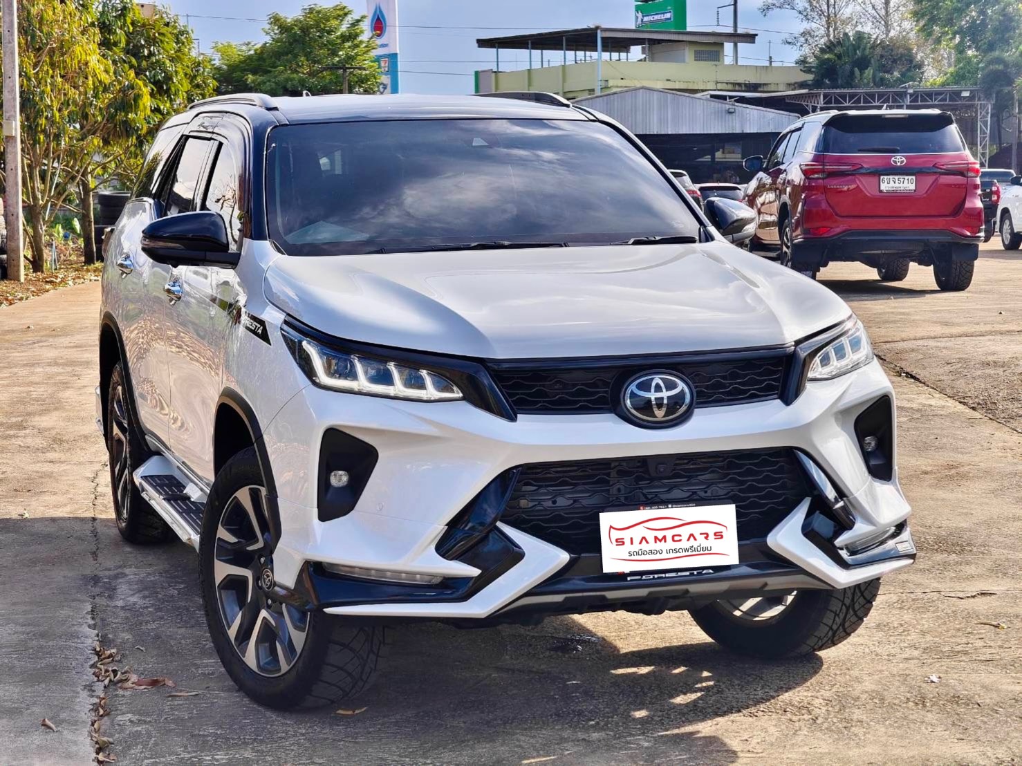 Toyota Fortuner 2.4 Legender 4WD SUV AT 2023