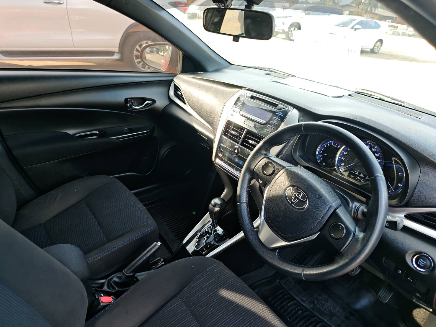 Toyota Yaris 1.2 G Hatchback AT 2018