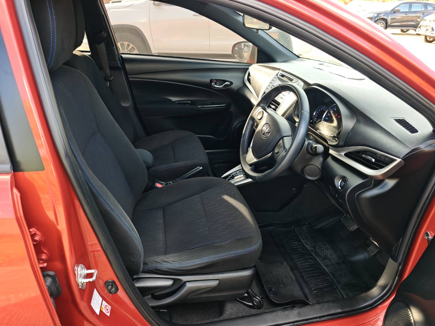 Toyota Yaris 1.2 G Hatchback AT 2018