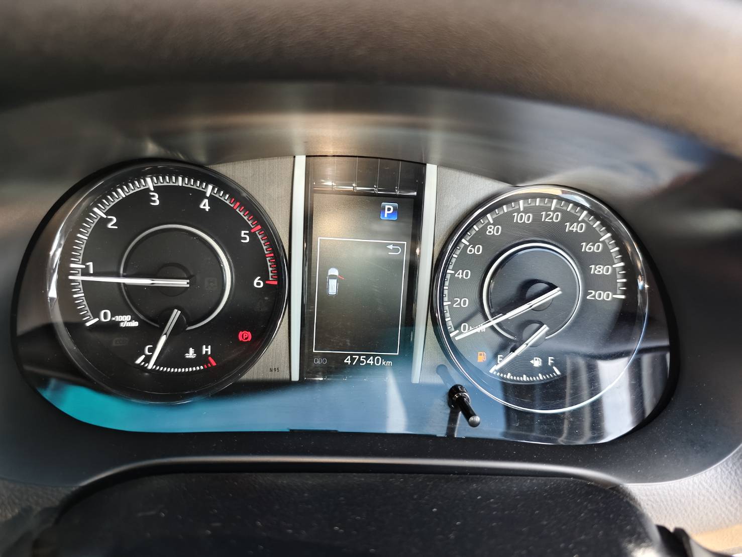 Toyota Fortuner 2.4 Legender SUV AT 2021