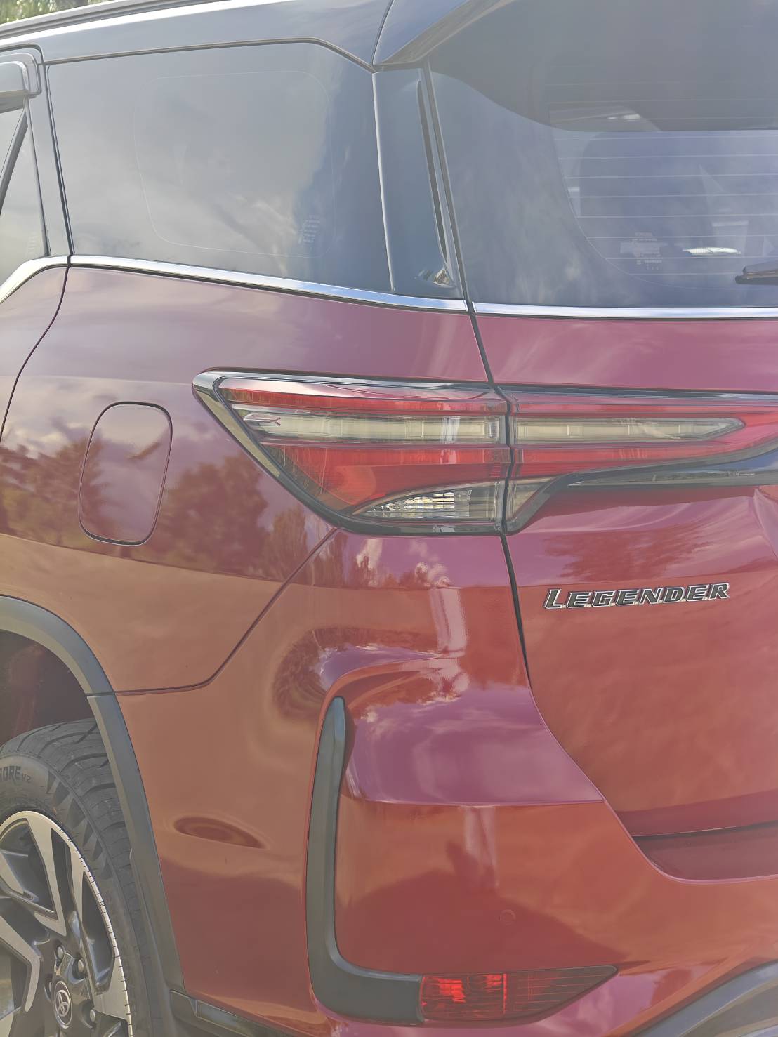 Toyota Fortuner 2.4 Legender SUV AT 2021