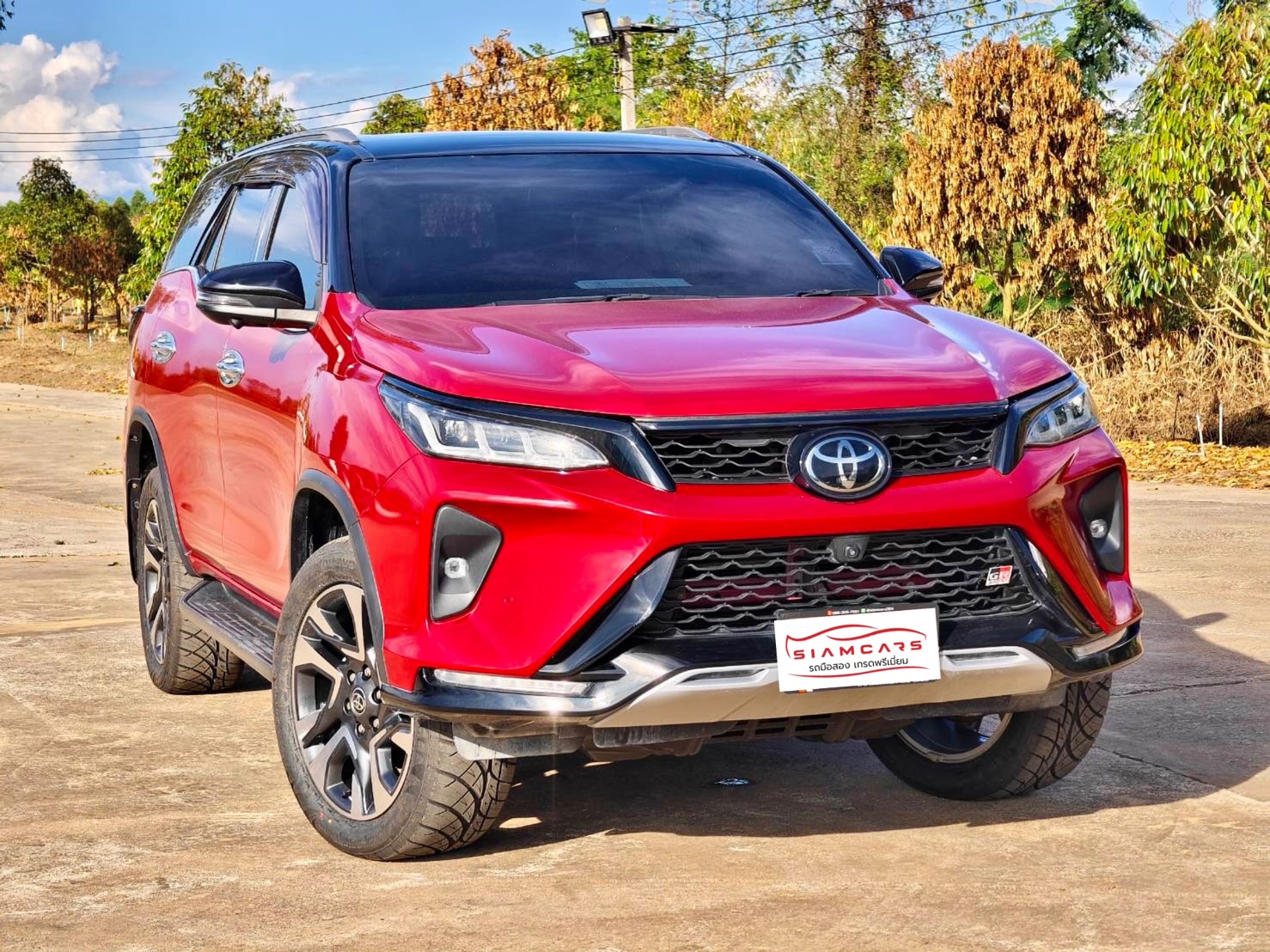 Toyota Fortuner 2.4 Legender SUV AT 2021