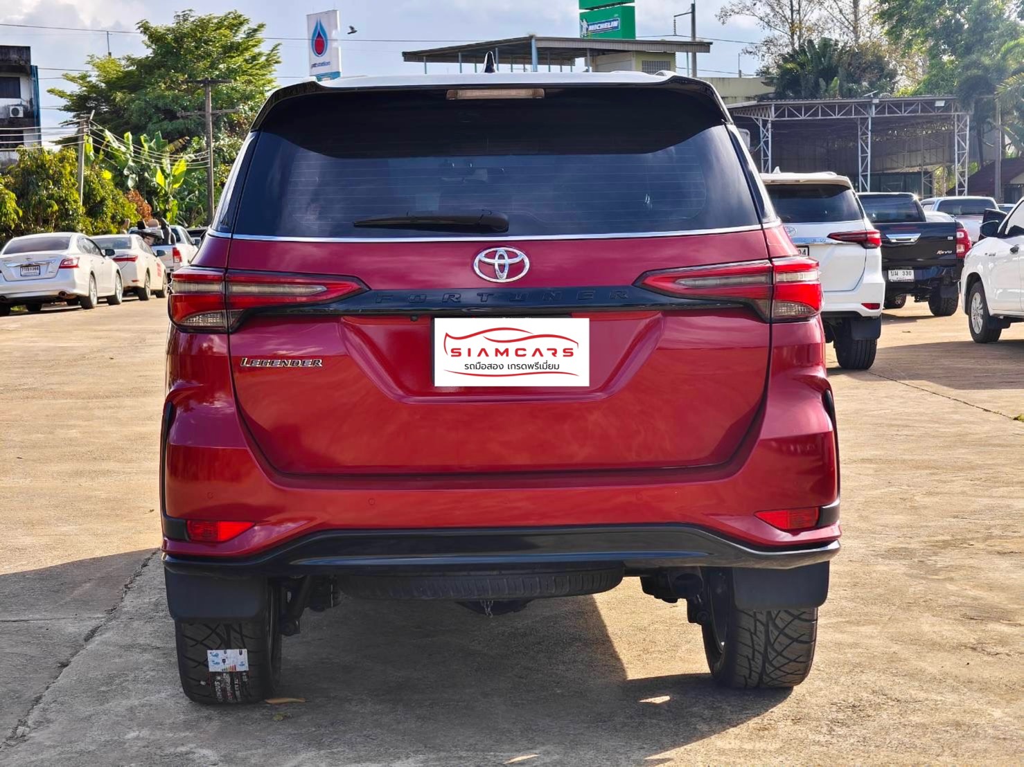 Toyota Fortuner 2.4 Legender SUV AT 2021