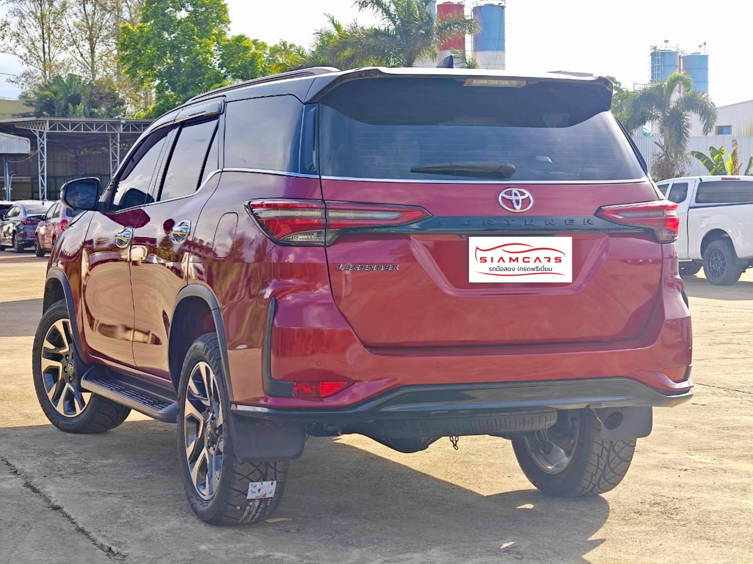 Toyota Fortuner 2.4 Legender SUV AT 2021