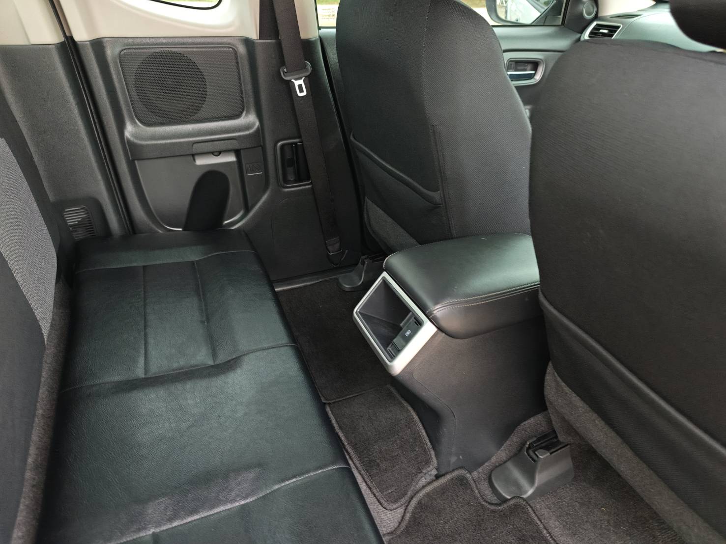 Mitsubishi Triton All New Mega Cab 2.4 GLS Plus MT 2022